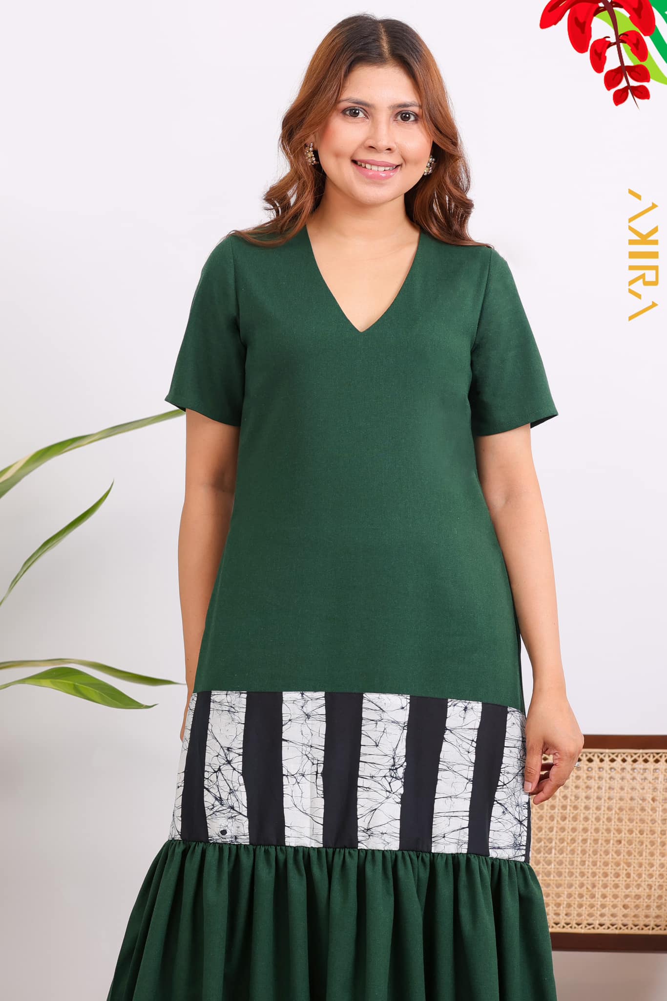Azalea Linen Exclusive Dress