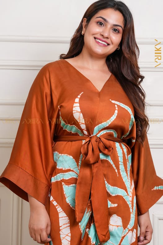 Melusia Detail Silk Party Dress