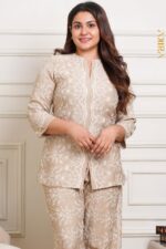 Shade Lady Elegant Top