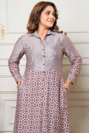 113833 – Vintara Exclusive Dress